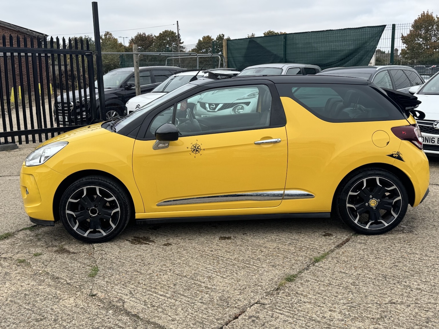 Used Citroen DS3 2013 for sale - 76249300: Photo 14