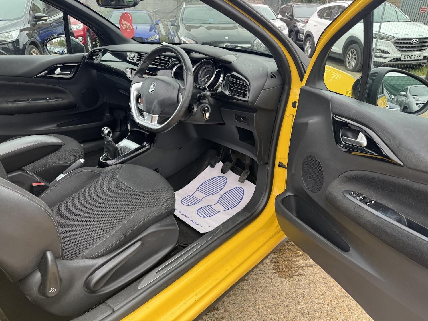 Used Citroen DS3 2013 for sale - 76249300: Photo 18