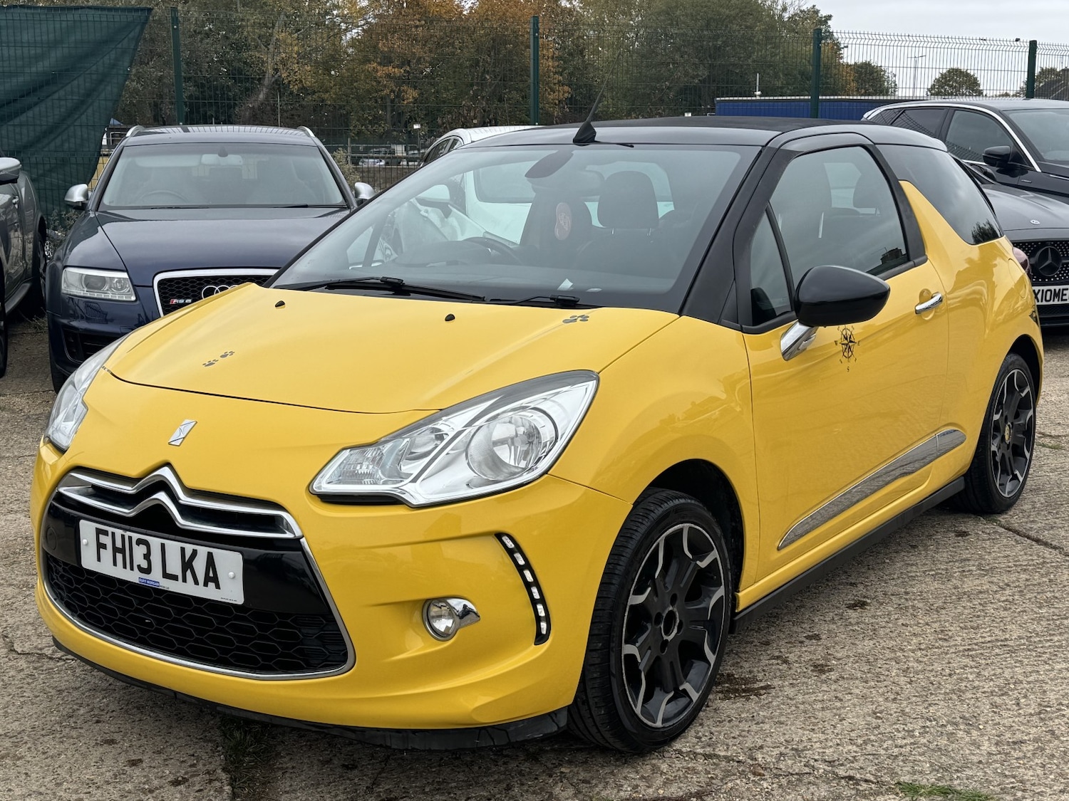 Used Citroen DS3 2013 for sale - 76249300: Photo 3