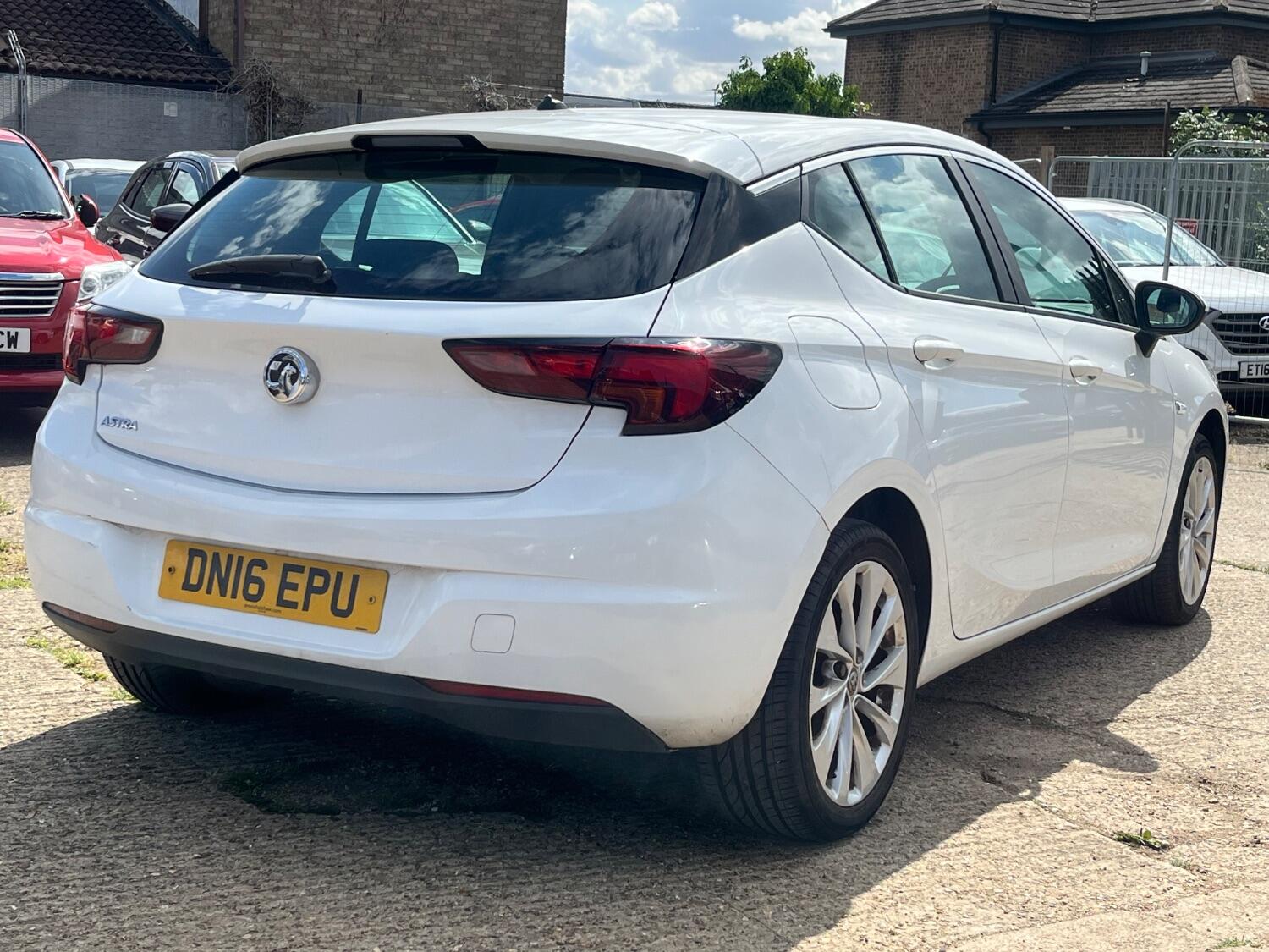 Used Vauxhall Astra 2016 for sale - 77687653: Photo 3