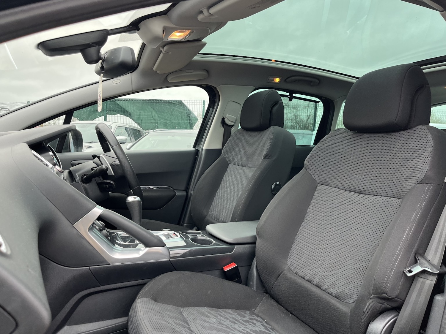 Used Peugeot 3008 2011 for sale - 76725667: Photo 16