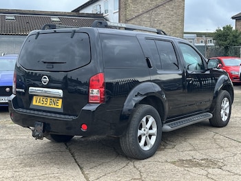 Used Nissan Pathfinder 2010 for sale - 77487218: Photo