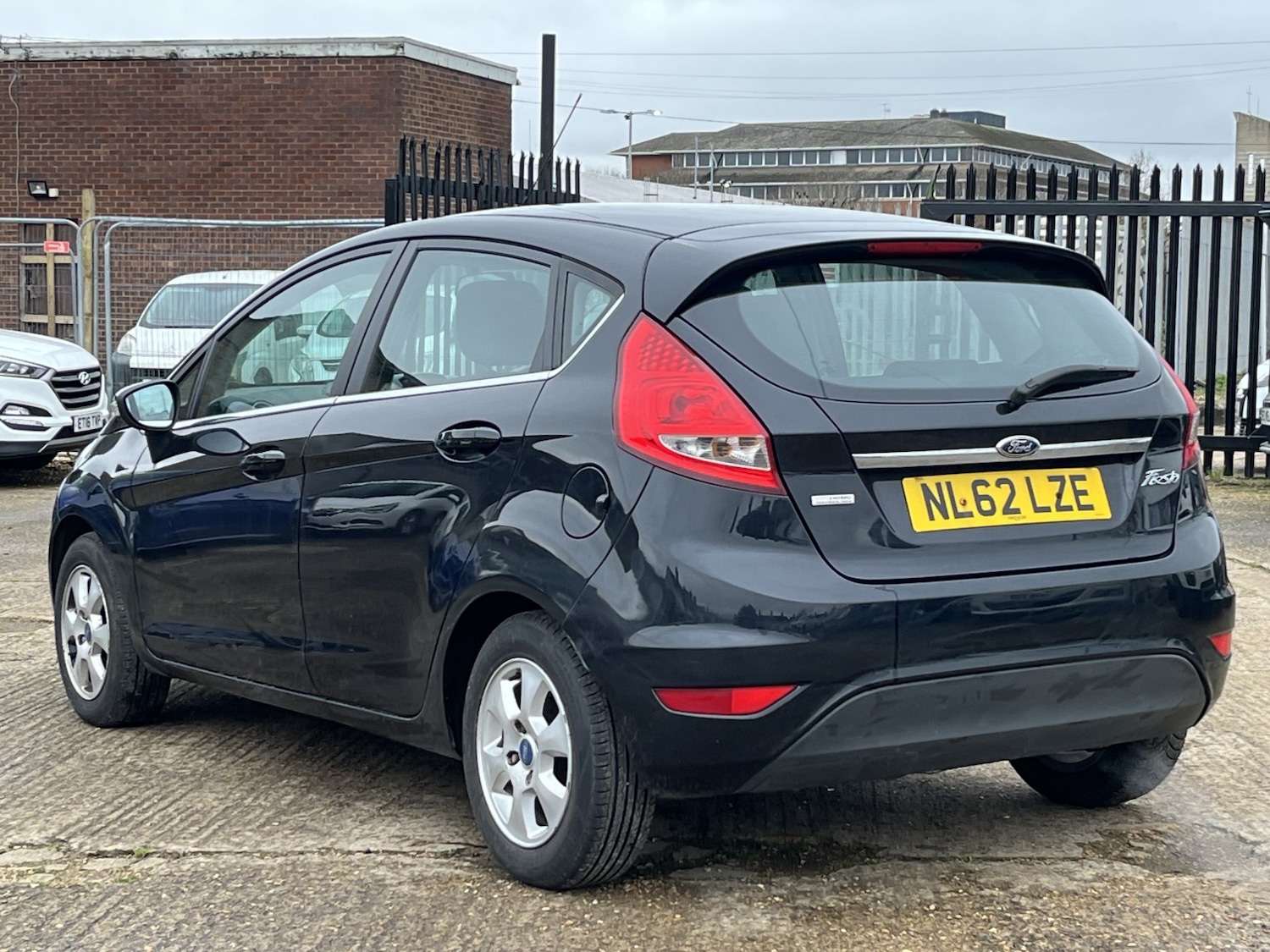 Used Ford Fiesta 2012 for sale - 77603415: Photo 4