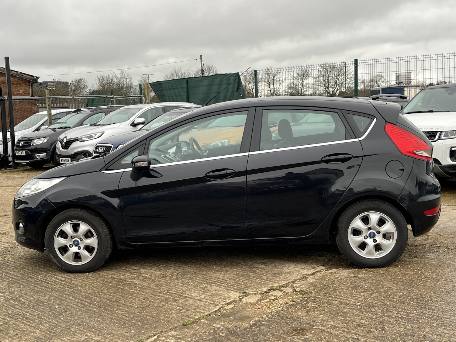 Used Ford Fiesta 2012 for sale - 77603415: Photo 6