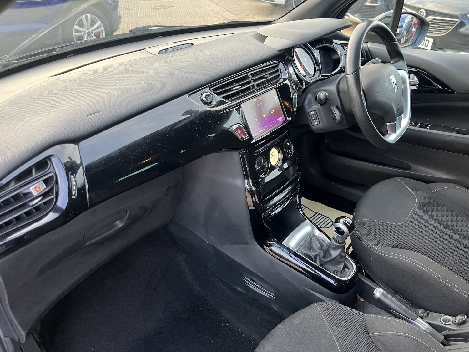 Used DS Automobiles DS 3 2015 for sale - 76483044: Photo 11