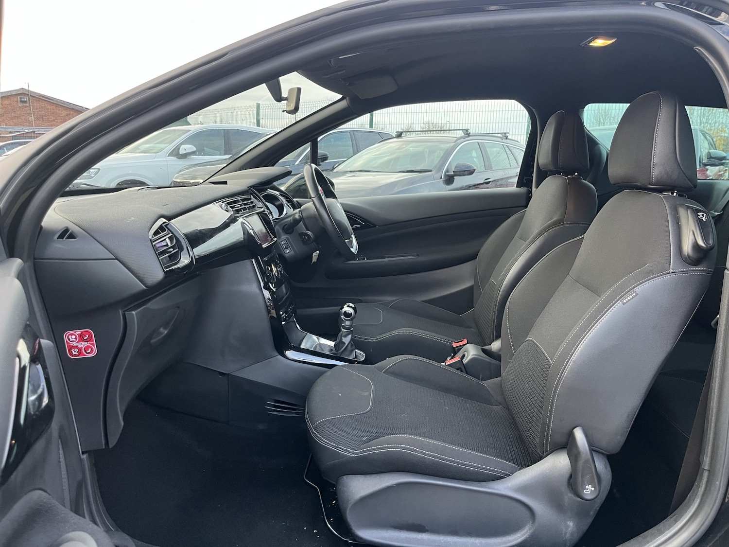 Used DS Automobiles DS 3 2015 for sale - 76483044: Photo 13