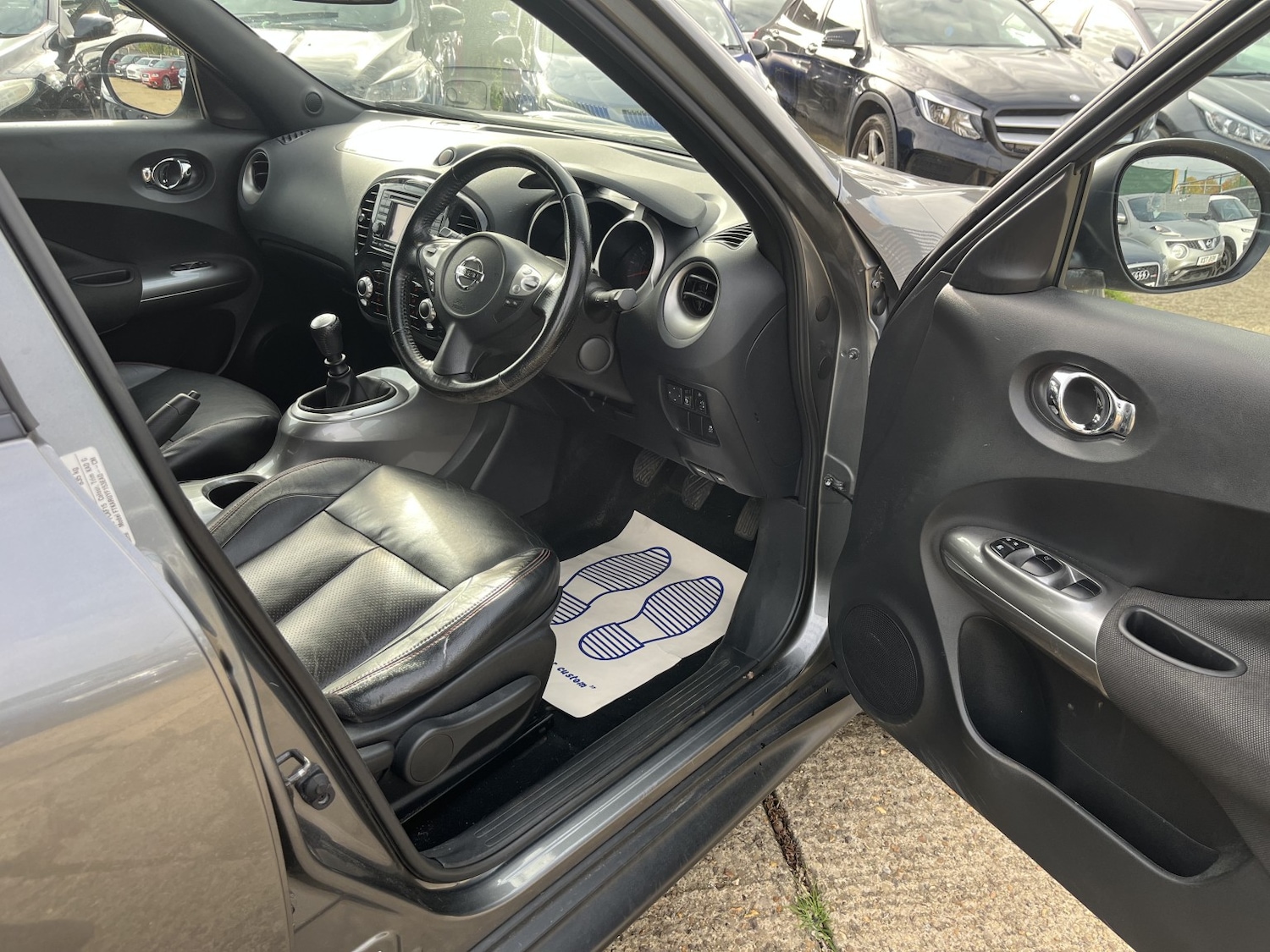 Used Nissan Juke 2011 for sale - 76358198: Photo 14
