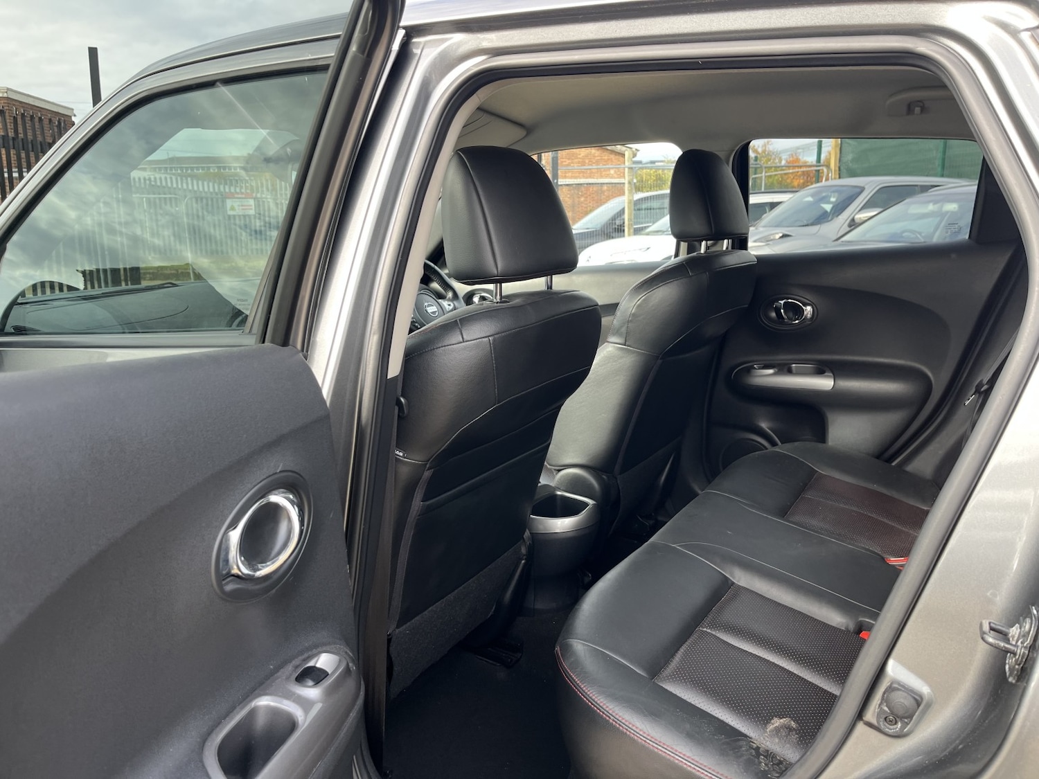 Used Nissan Juke 2011 for sale - 76358198: Photo 21