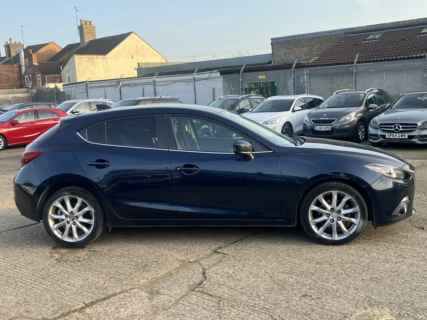 Used Mazda Mazda3 2014 for sale - 77687619: Photo 6