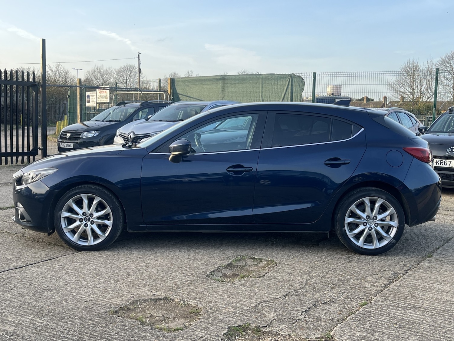 Used Mazda Mazda3 2014 for sale - 77687619: Photo 7