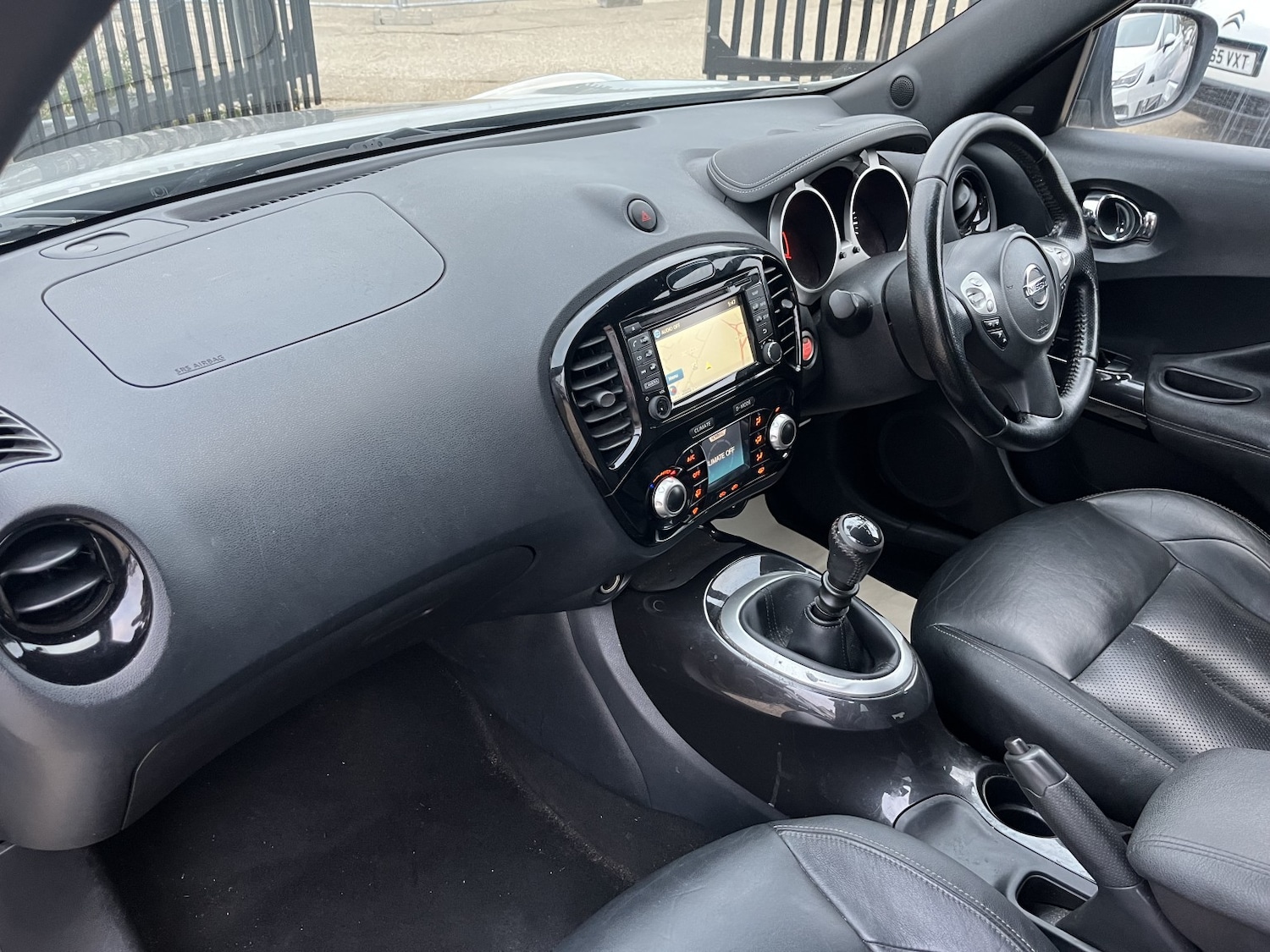 Used Nissan Juke 2015 for sale - 76231017: Photo 12