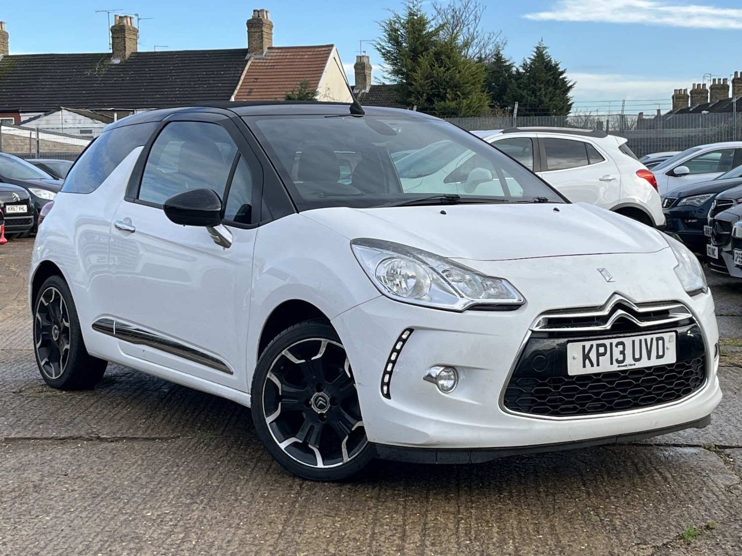 Used Citroen DS3 2013 for sale - 76848681: Photo 1