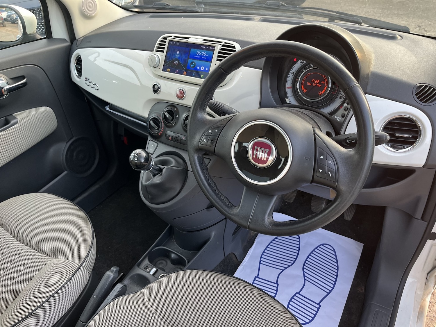 Used Fiat 500 2011 for sale - 77961942: Photo 10