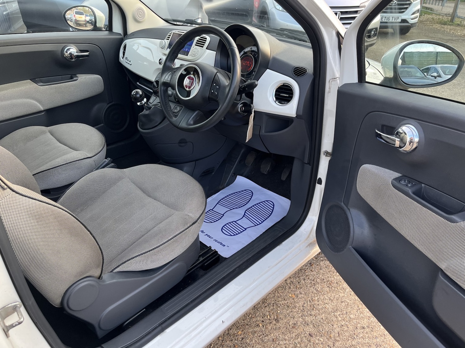 Used Fiat 500 2011 for sale - 77961942: Photo 12