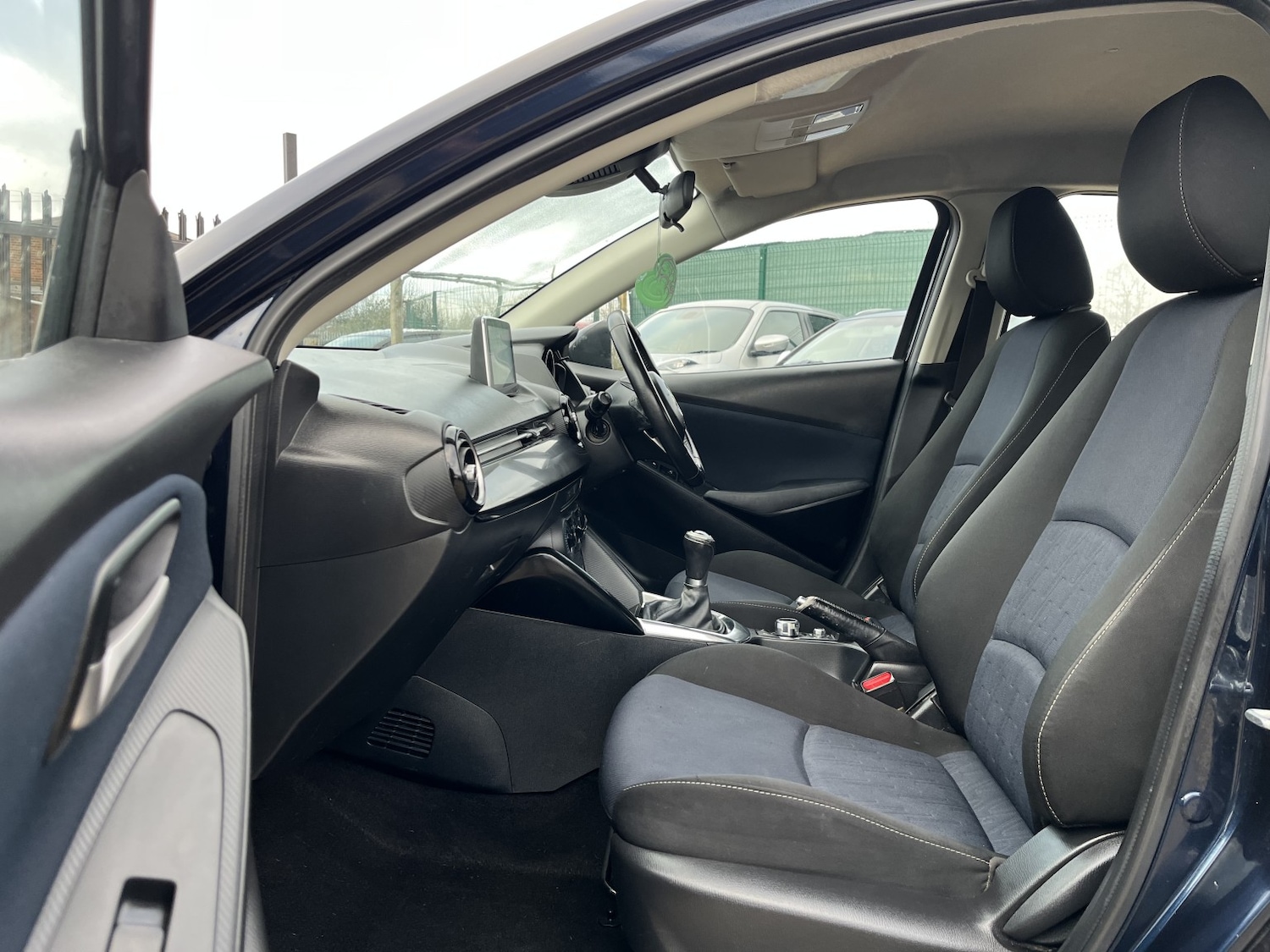 Used Mazda Mazda2 2016 for sale - 76673305: Photo 13