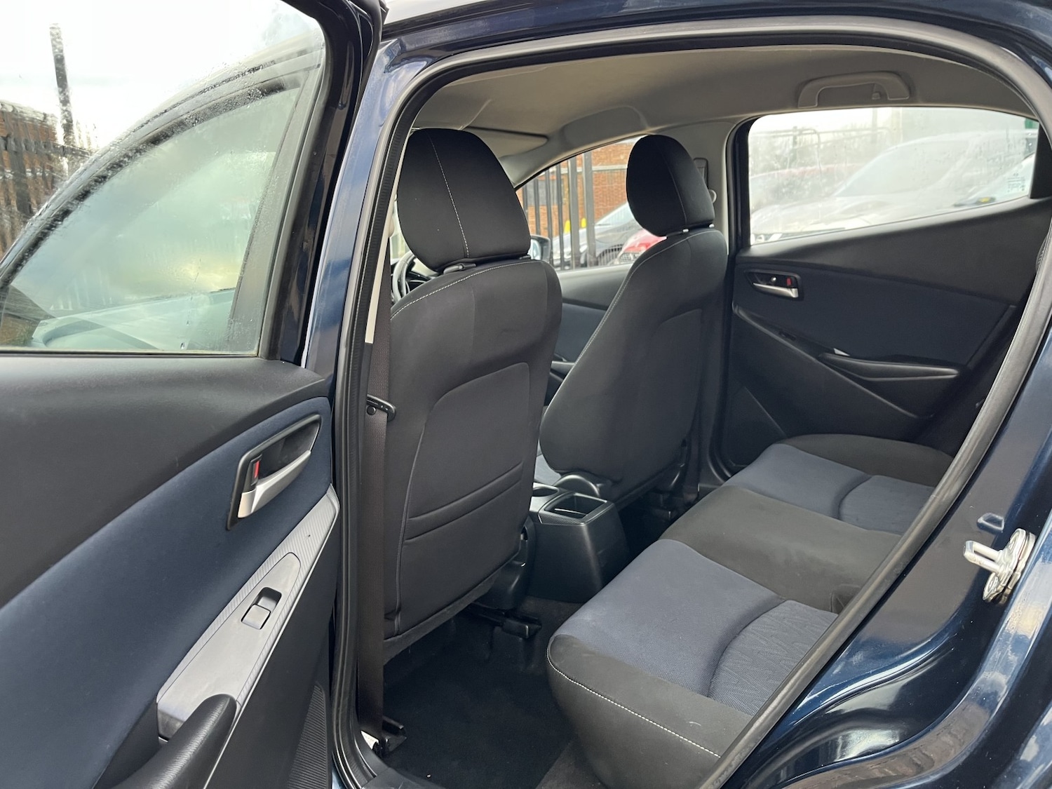 Used Mazda Mazda2 2016 for sale - 76673305: Photo 17