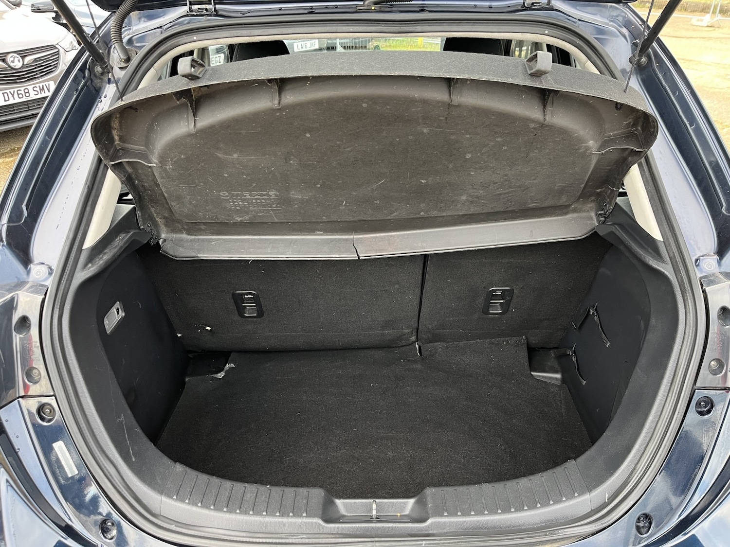 Used Mazda Mazda2 2016 for sale - 76673305: Photo 18