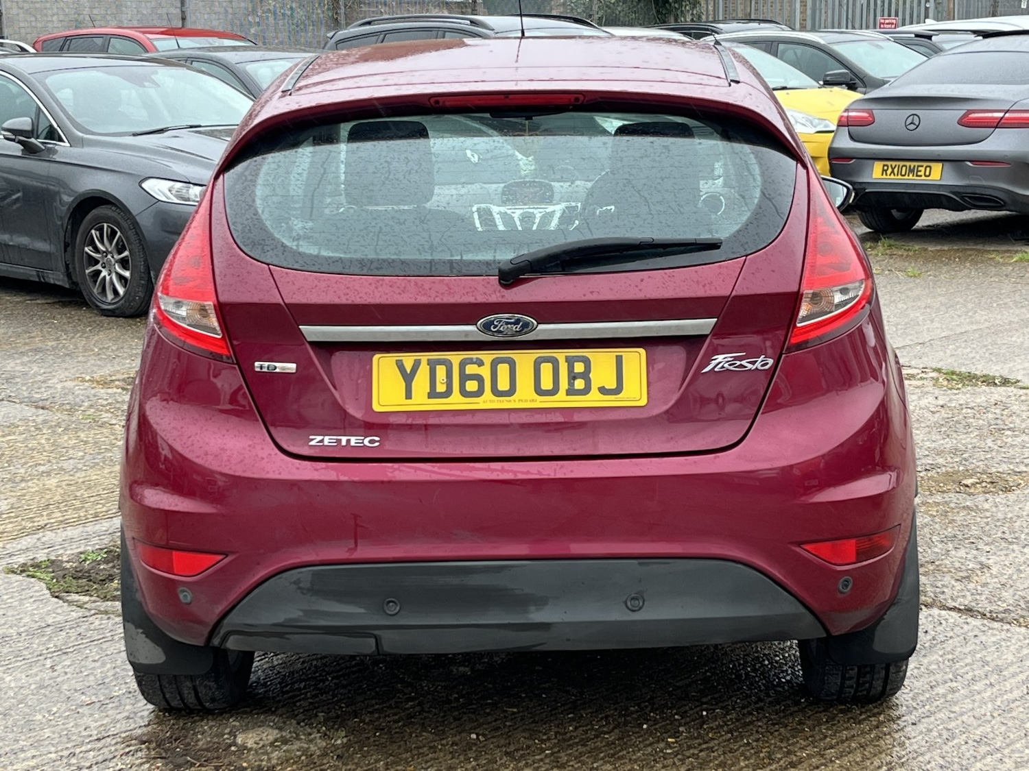 Used Ford Fiesta 2010 for sale - 76319456: Photo 4