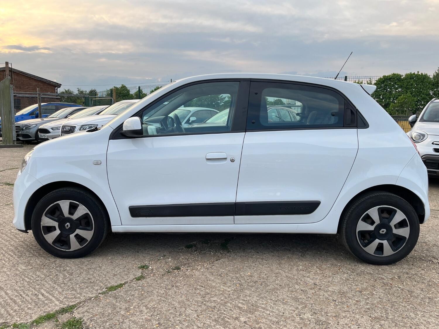 Used Renault Twingo 2015 for sale - 76769145: Photo 3