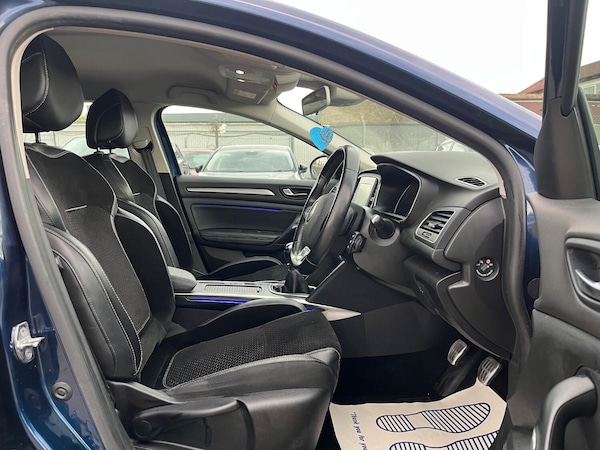 Used Renault Megane 2017 for sale - 74729130: Photo 10