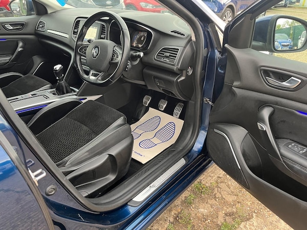 Used Renault Megane 2017 for sale - 74729130: Photo 13
