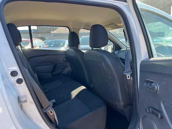 Used Dacia Sandero 2016 for sale - 76035574: Photo 16