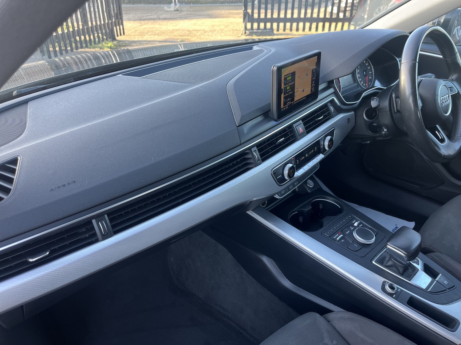 Used Audi A4 2016 for sale - 76741357: Photo 13