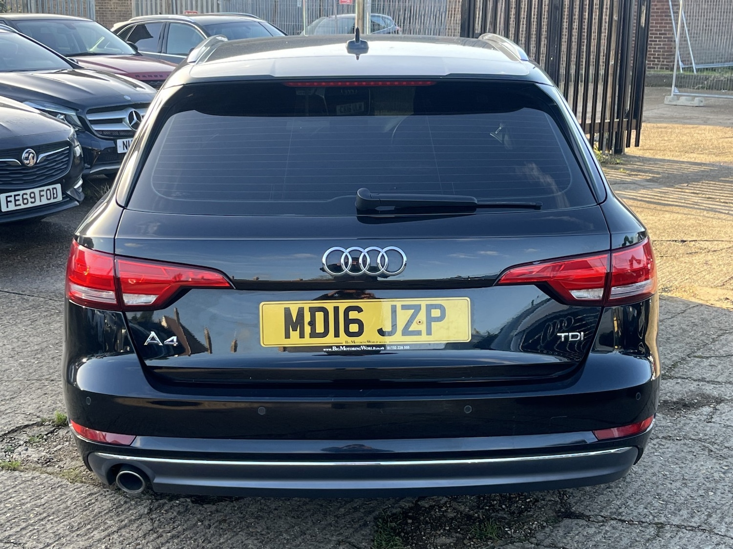 Used Audi A4 2016 for sale - 76741357: Photo 4