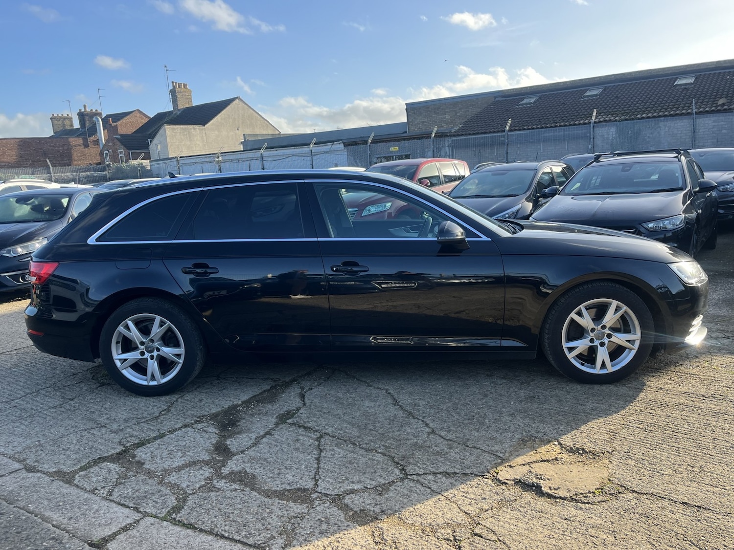 Used Audi A4 2016 for sale - 76741357: Photo 7