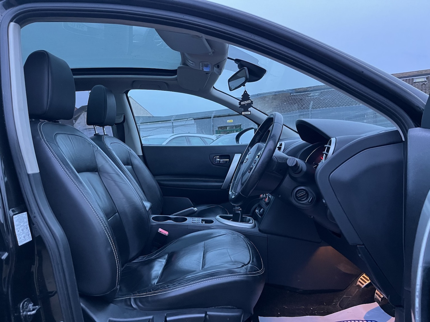 Used Nissan Qashqai 2012 for sale - 77487255: Photo 11