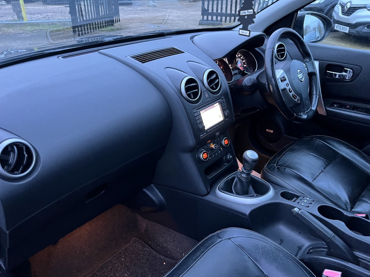 Used Nissan Qashqai 2012 for sale - 77487255: Photo 14