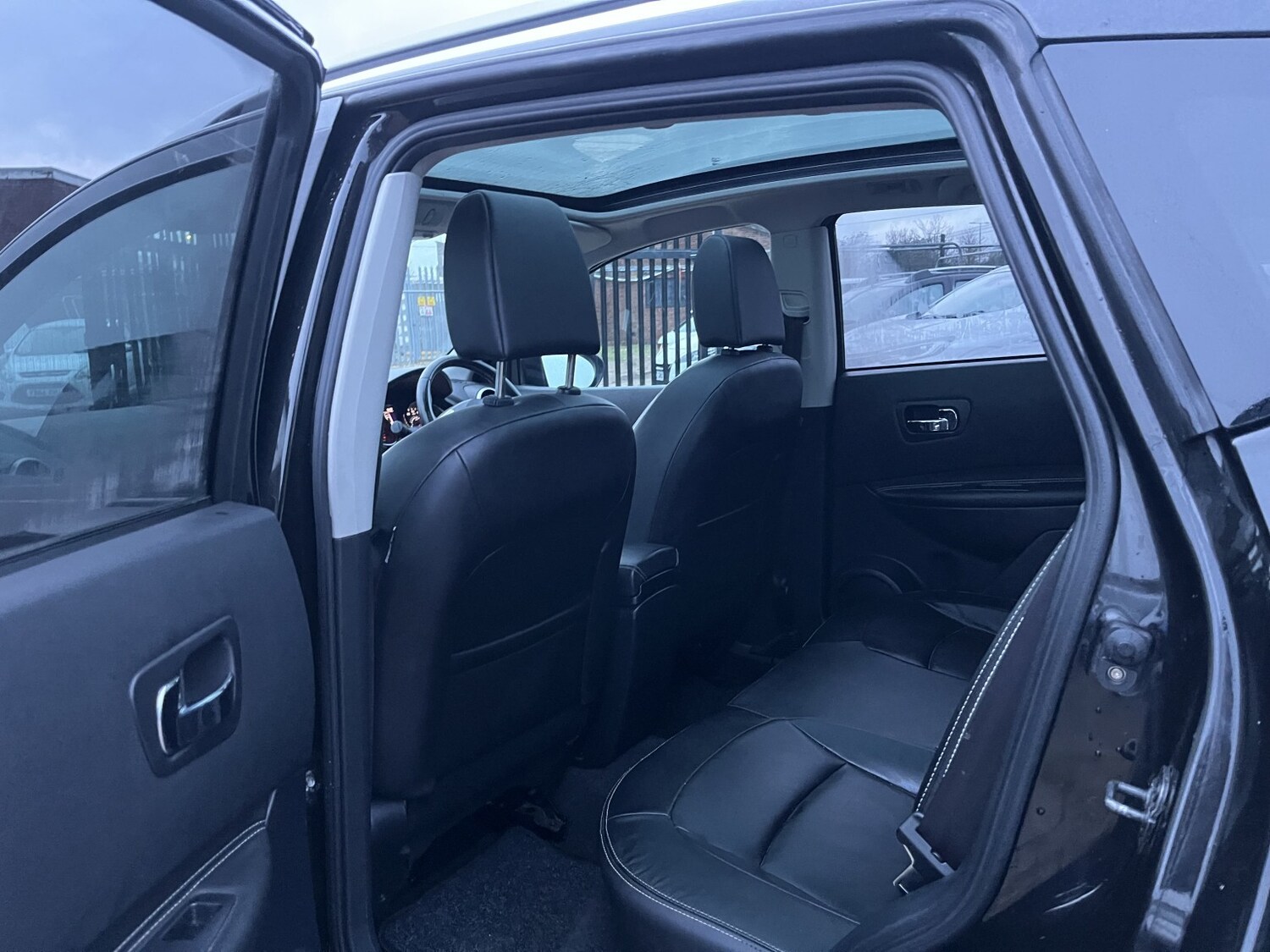 Used Nissan Qashqai 2012 for sale - 77487255: Photo 18