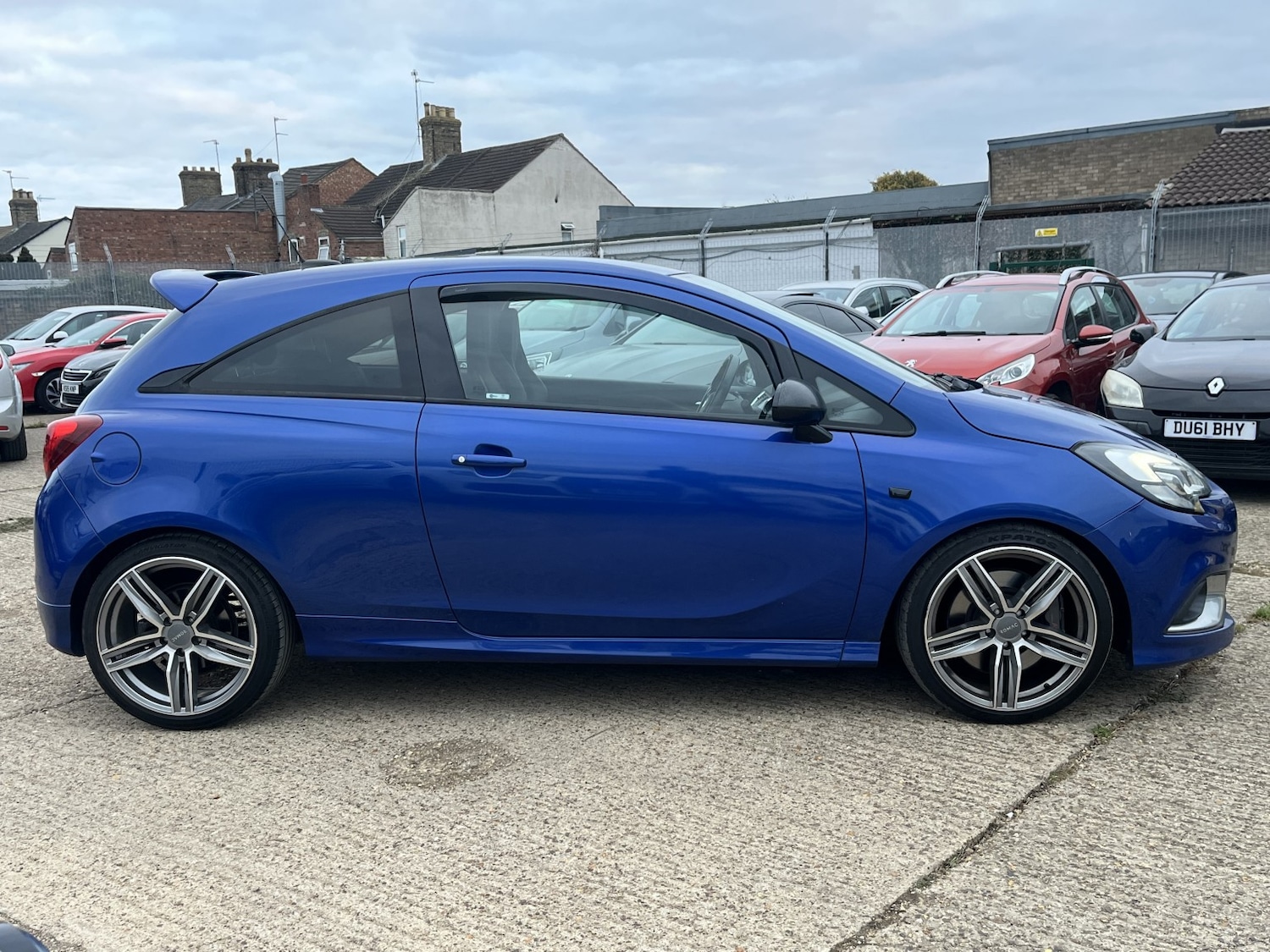 Used Vauxhall Corsa 2015 for sale - 76974273: Photo 2