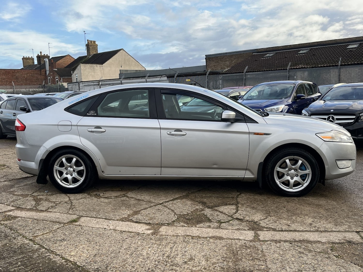 Used Ford Mondeo 2010 for sale - 76848712: Photo 6