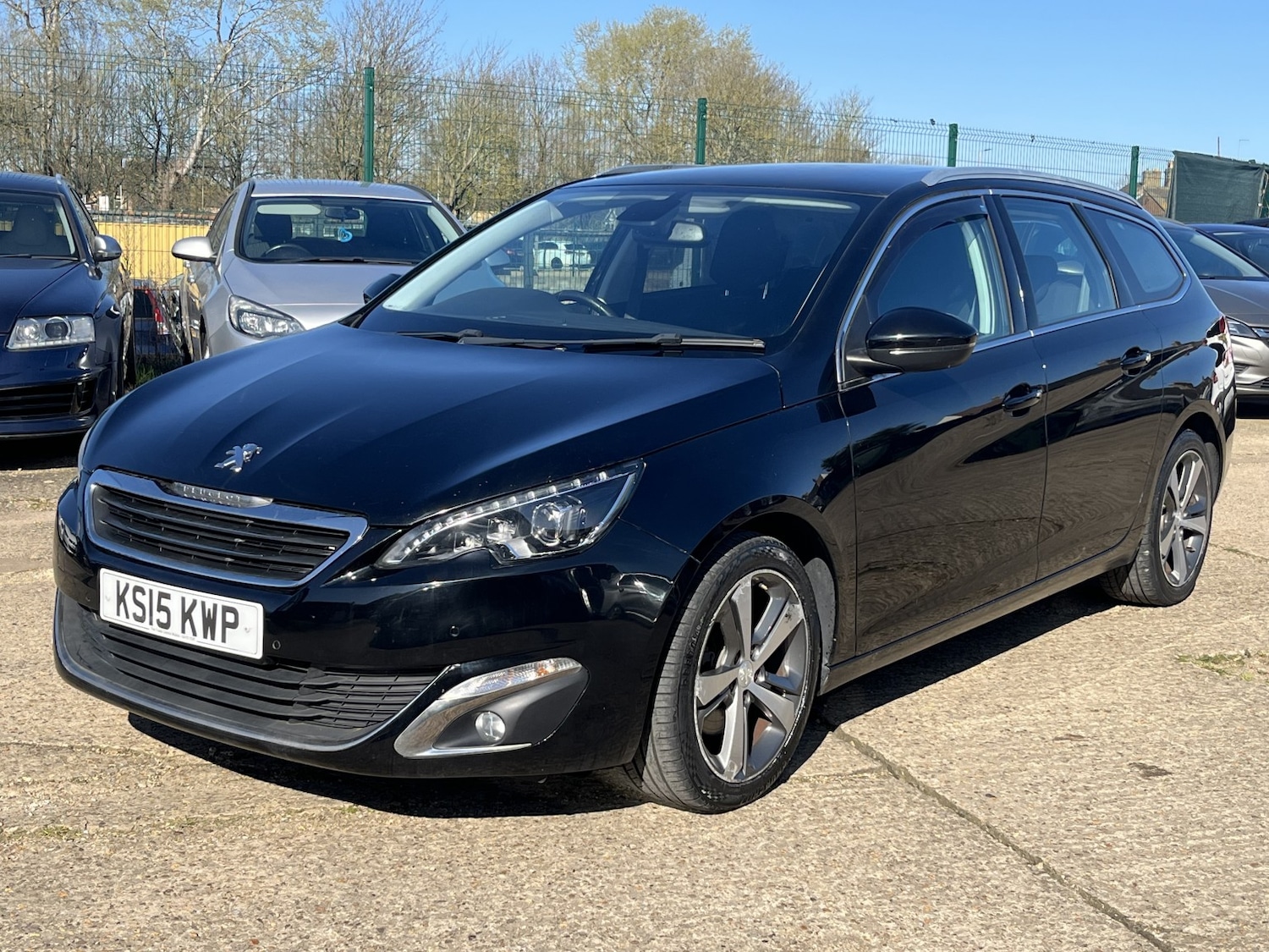 Used Peugeot 308 SW 2015 for sale - 77937793: Photo 2