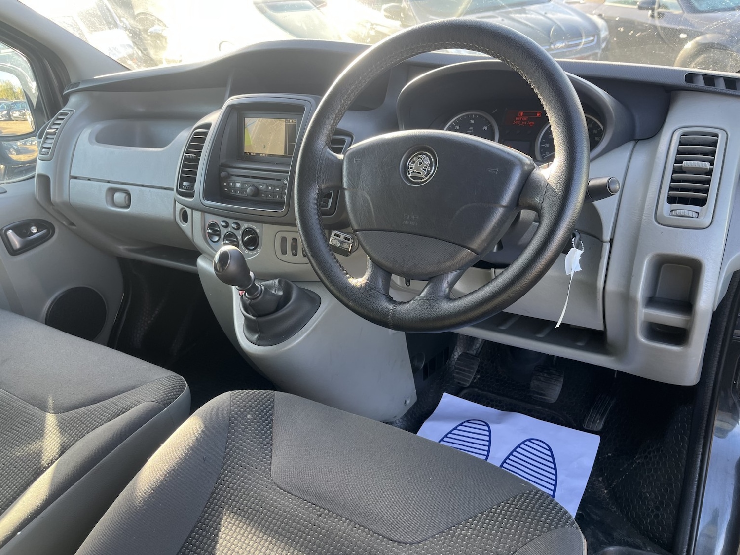 Used Vauxhall Vivaro 2011 for sale - 76576866: Photo 10