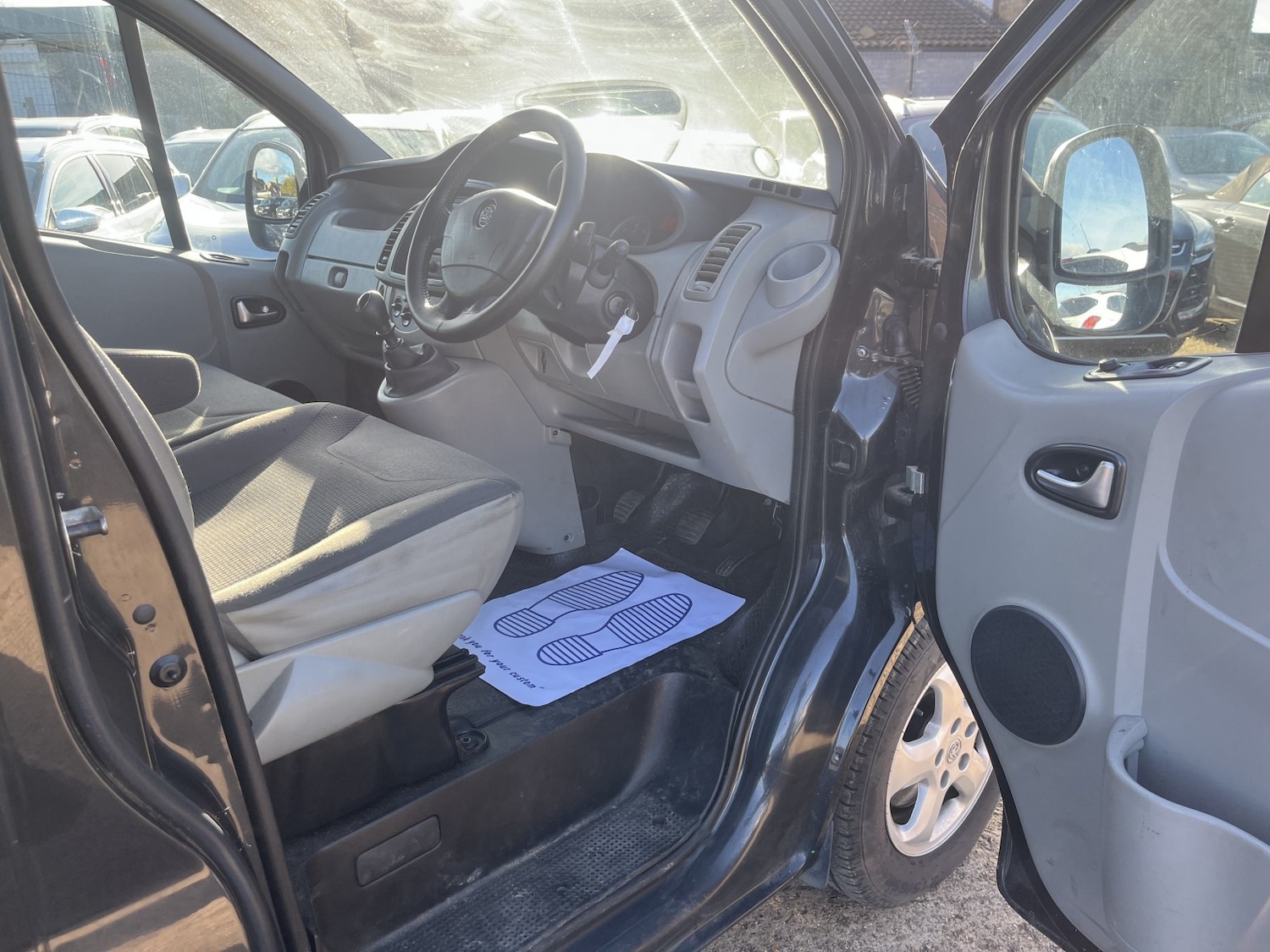 Used Vauxhall Vivaro 2011 for sale - 76576866: Photo 11