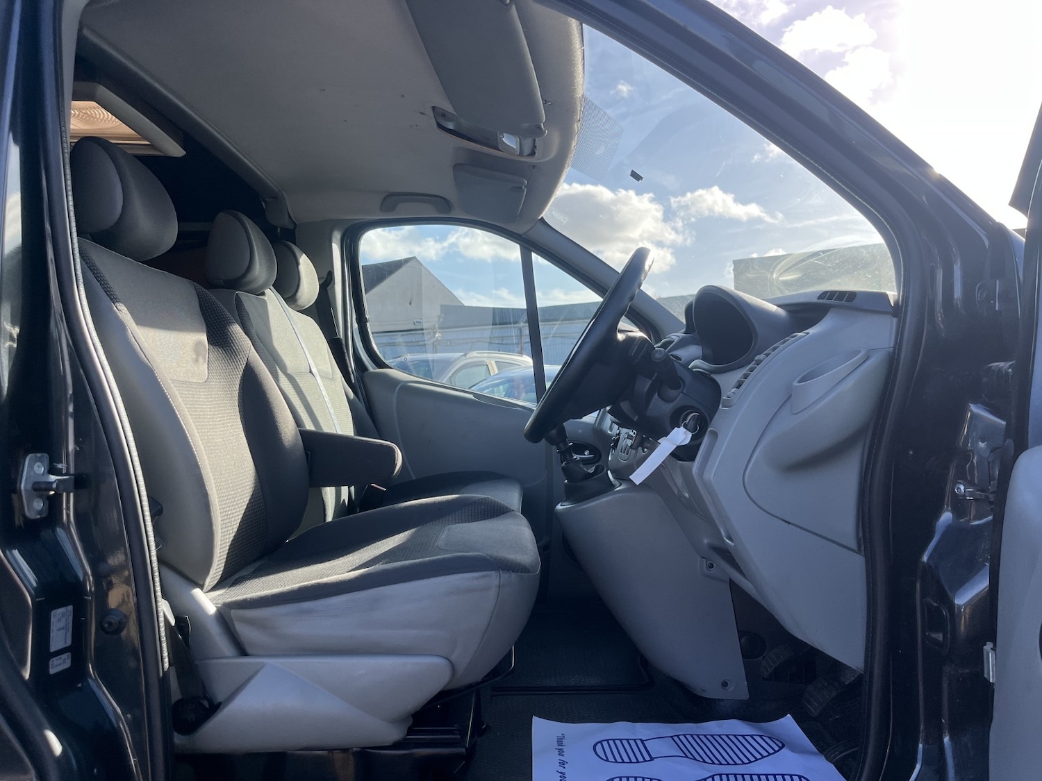 Used Vauxhall Vivaro 2011 for sale - 76576866: Photo 12