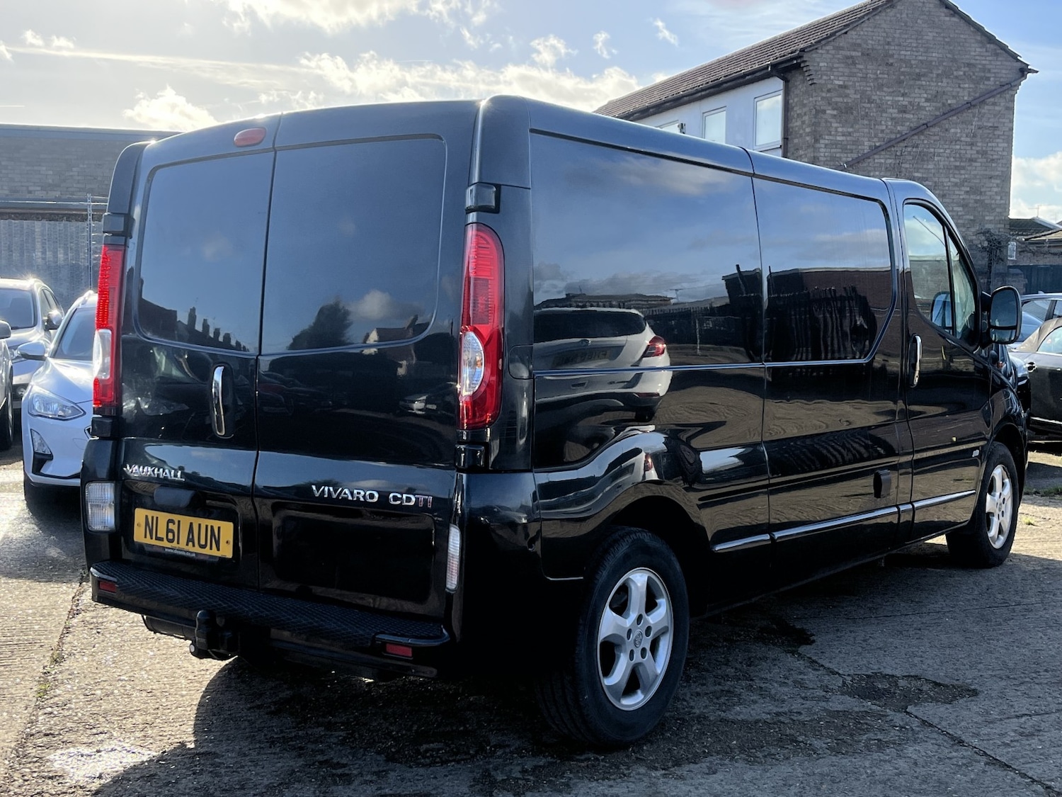 Used Vauxhall Vivaro 2011 for sale - 76576866: Photo 6
