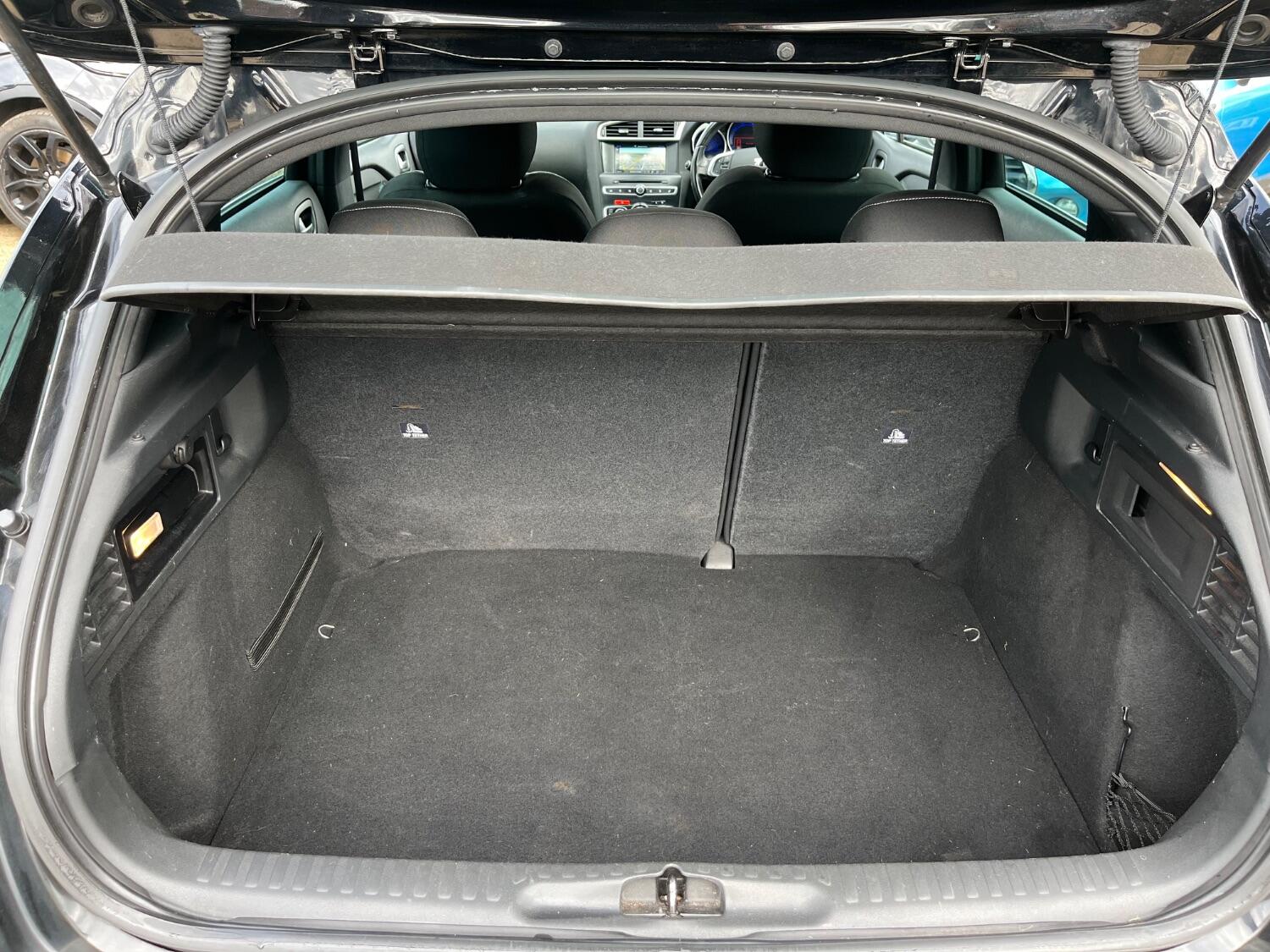 Used DS Automobiles DS 4 2016 for sale - 76794650: Photo 17