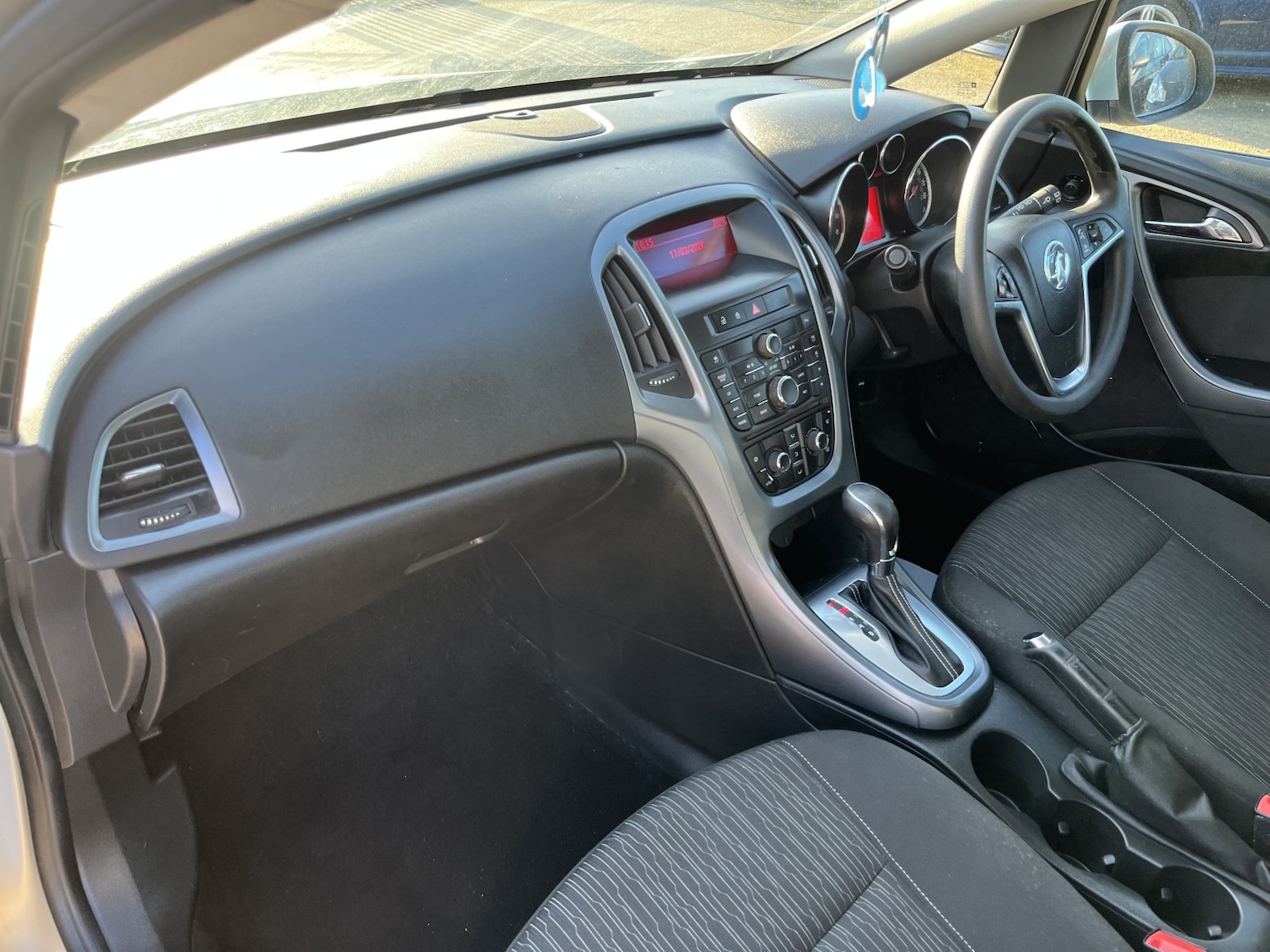 Used Vauxhall Astra 2013 for sale - 77931332: Photo 11