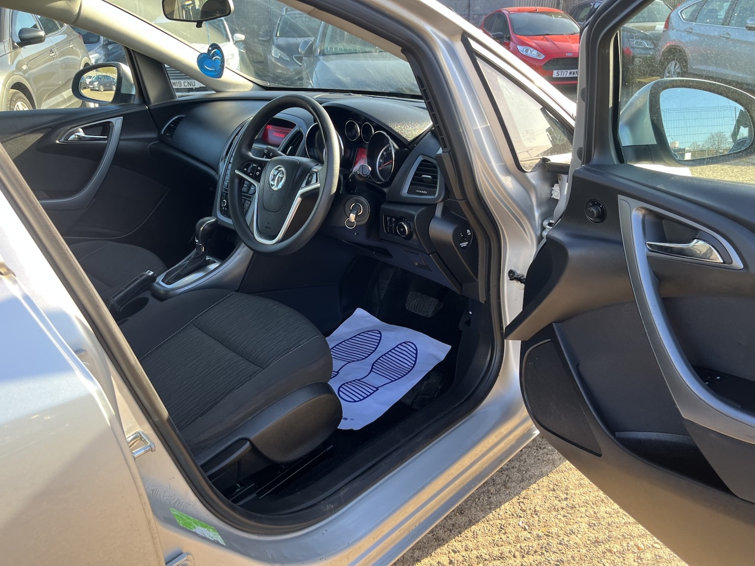 Used Vauxhall Astra 2013 for sale - 77931332: Photo 12