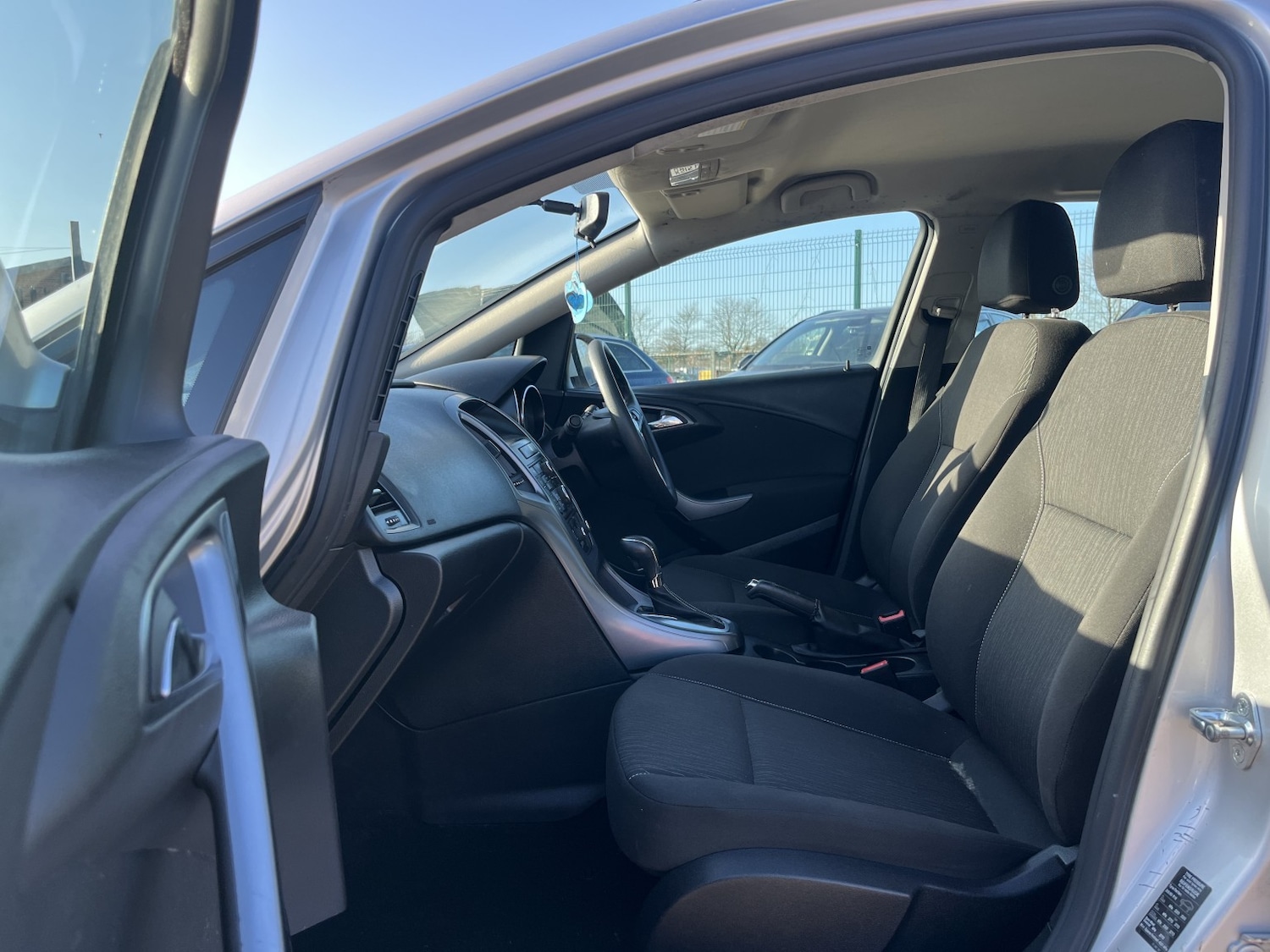 Used Vauxhall Astra 2013 for sale - 77931332: Photo 17