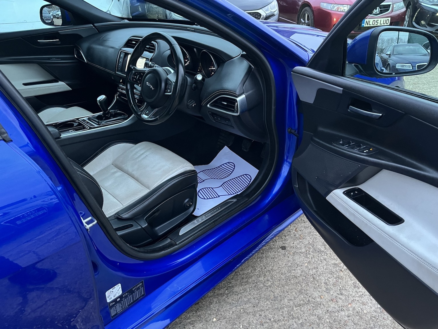 Used Jaguar XE 2016 for sale - 77400035: Photo 12