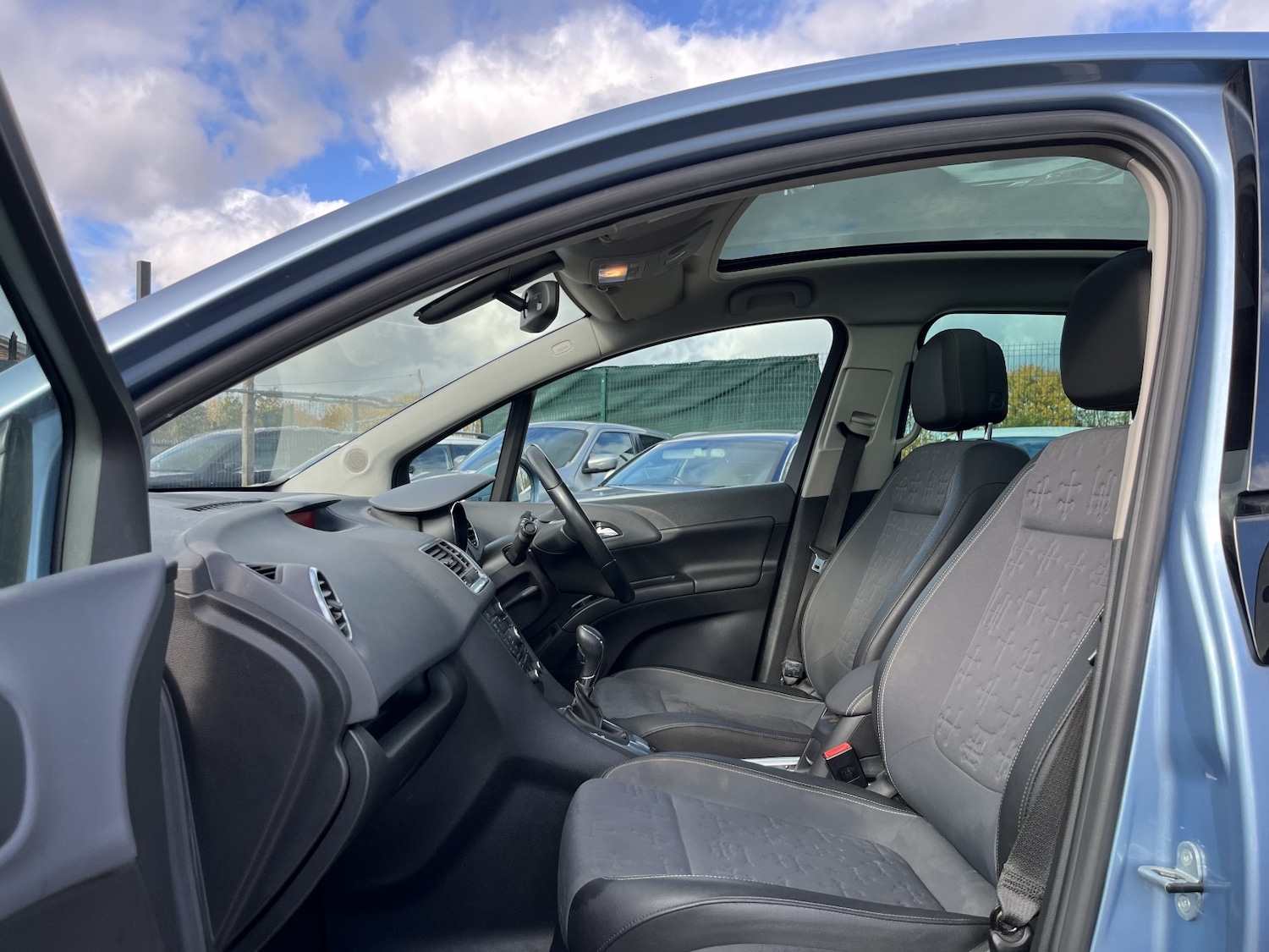 Used Vauxhall Meriva 2014 for sale - 76334849: Photo 11