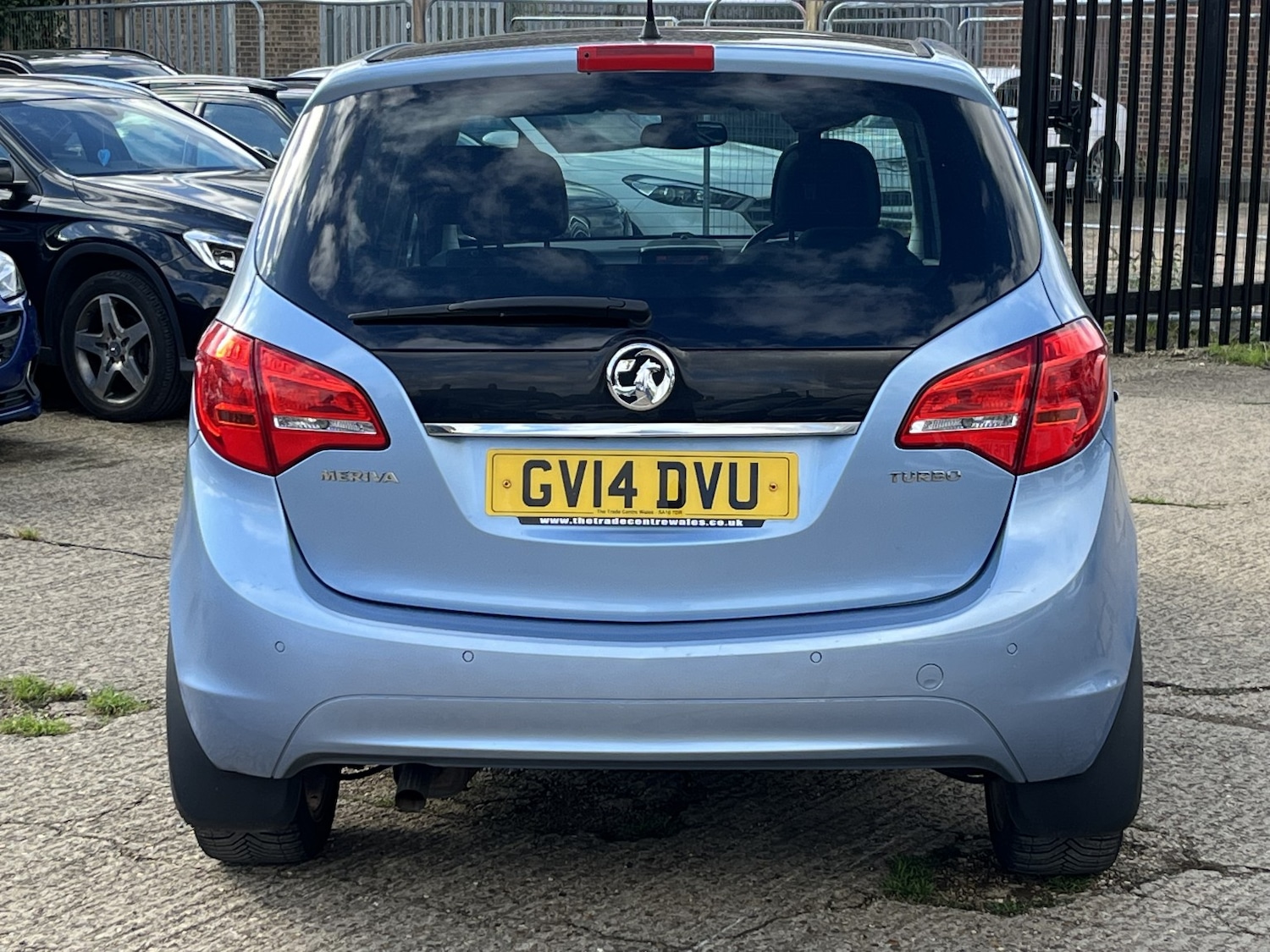 Used Vauxhall Meriva 2014 for sale - 76334849: Photo 4