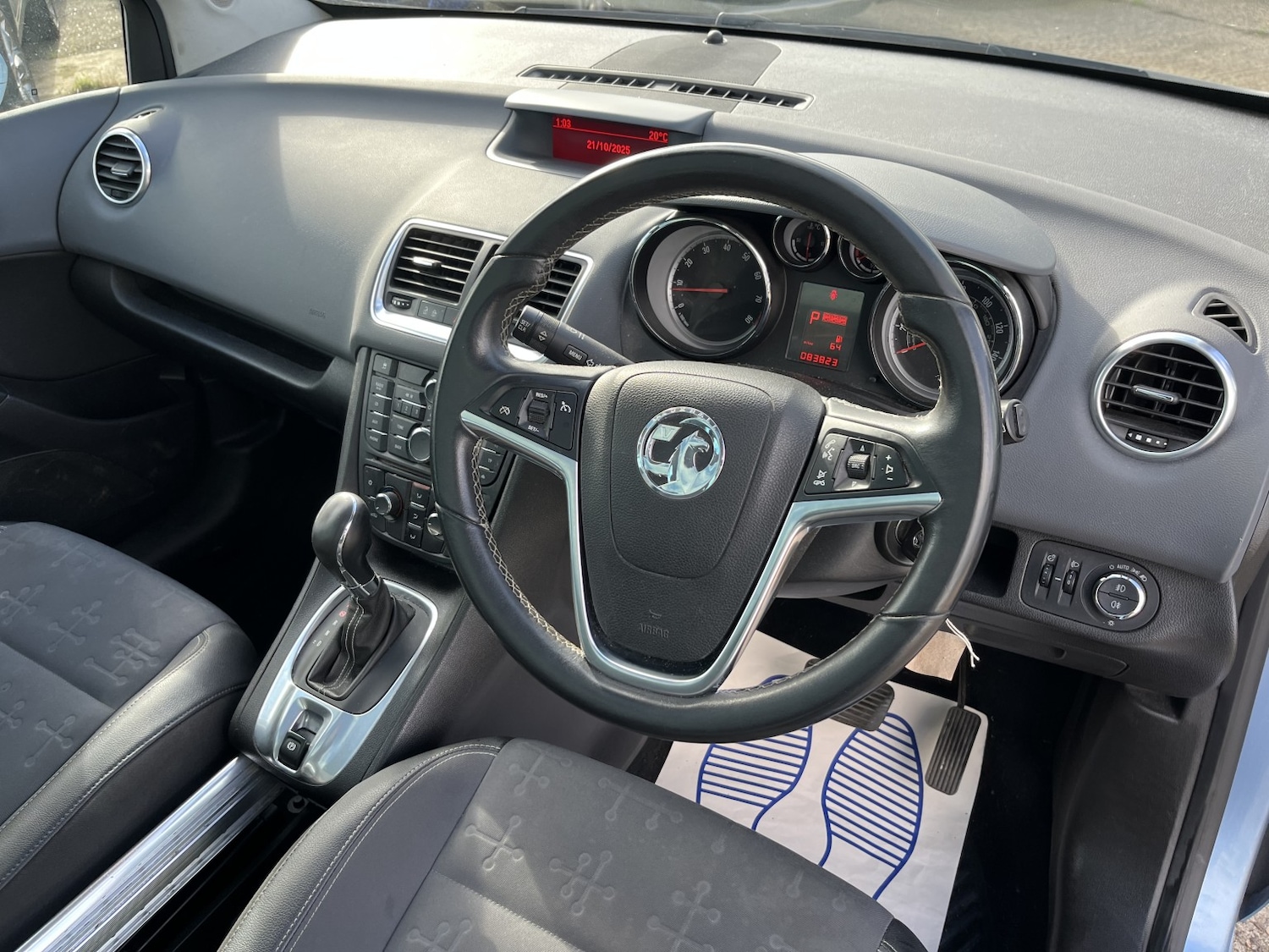 Used Vauxhall Meriva 2014 for sale - 76334849: Photo 9