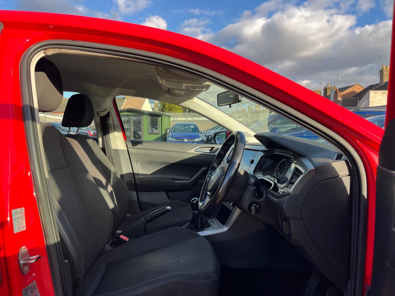 Used Volkswagen Polo 2018 for sale - 77357277: Photo 12