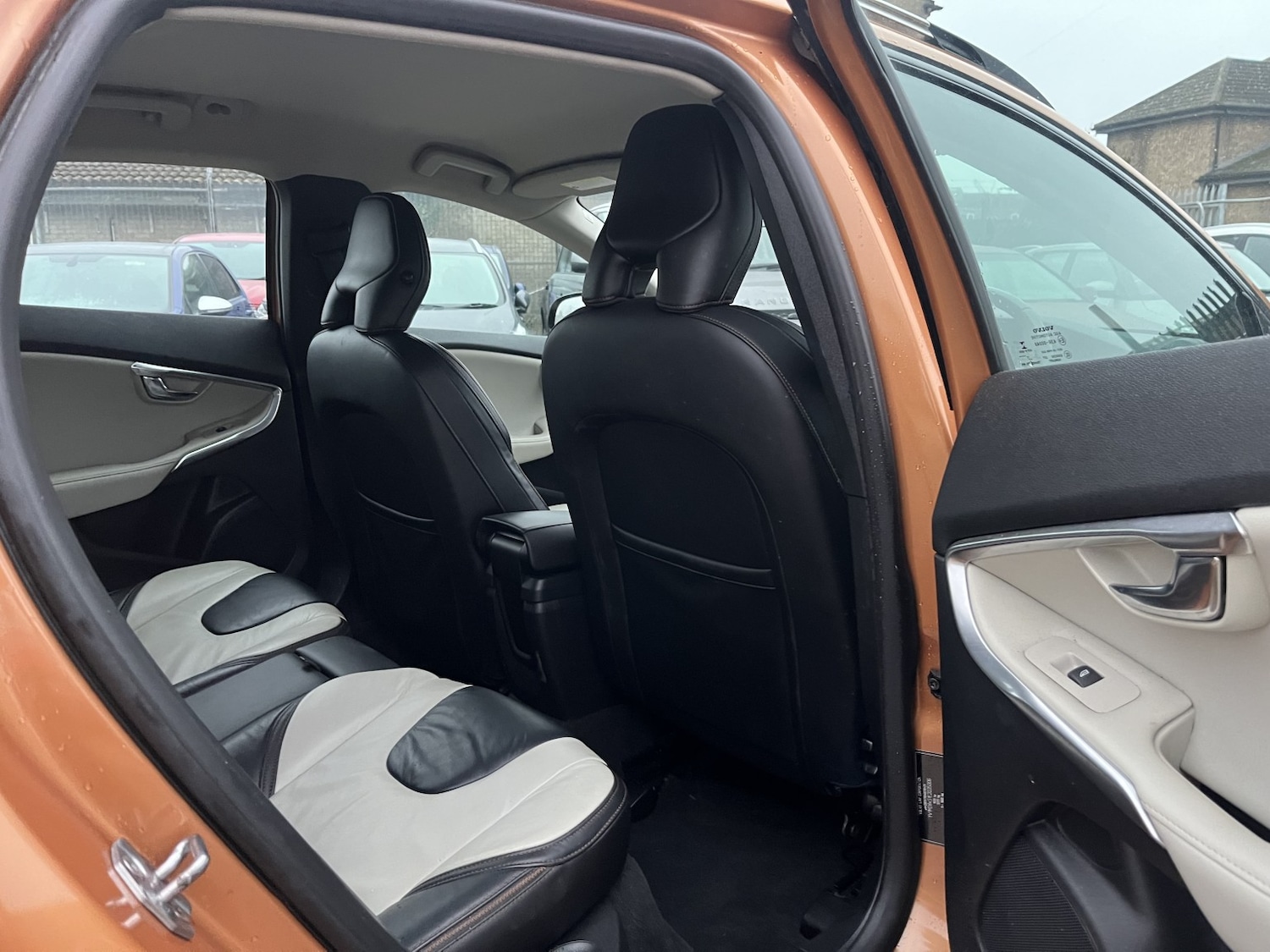 Used Volvo V40 2013 for sale - 77148185: Photo 19