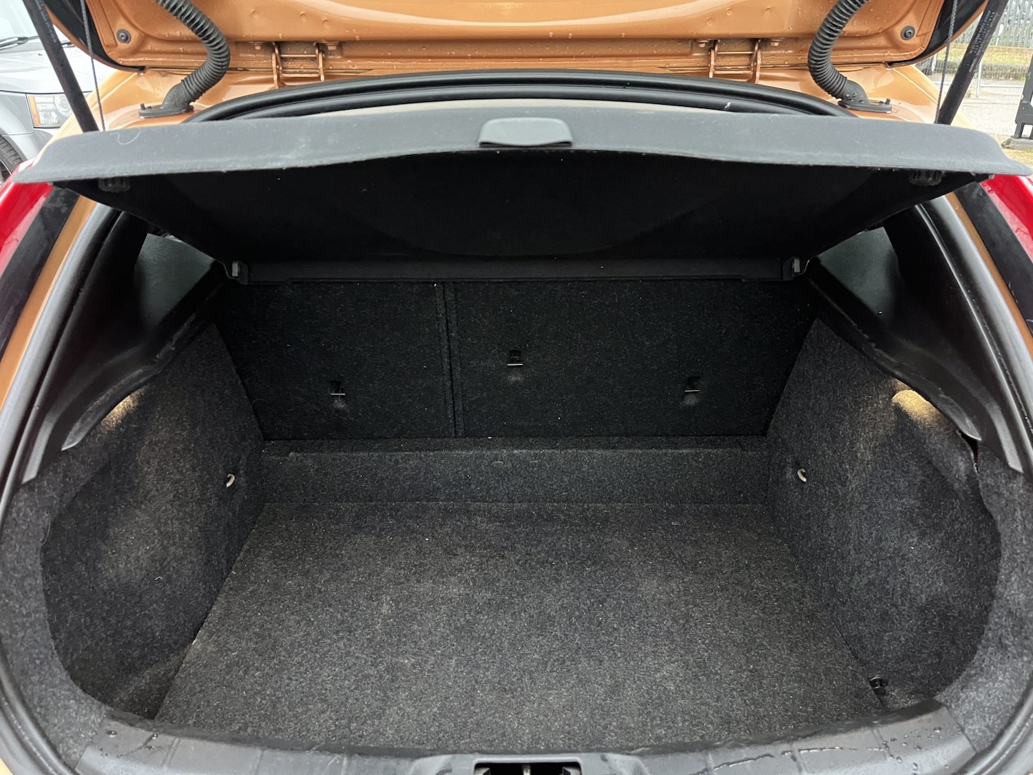 Used Volvo V40 2013 for sale - 77148185: Photo 20